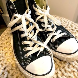 Chuck Taylor Classic High Top Sneaker